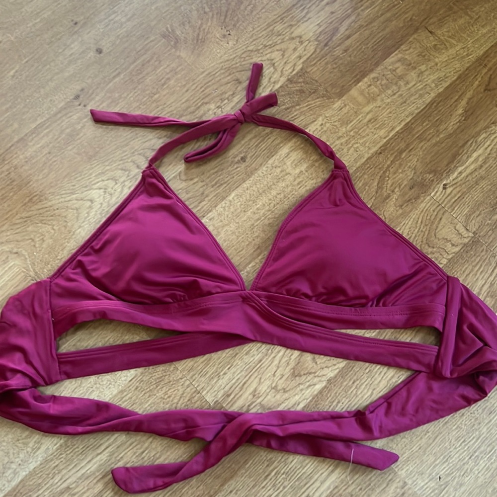 Target maroon bikini top (size L)